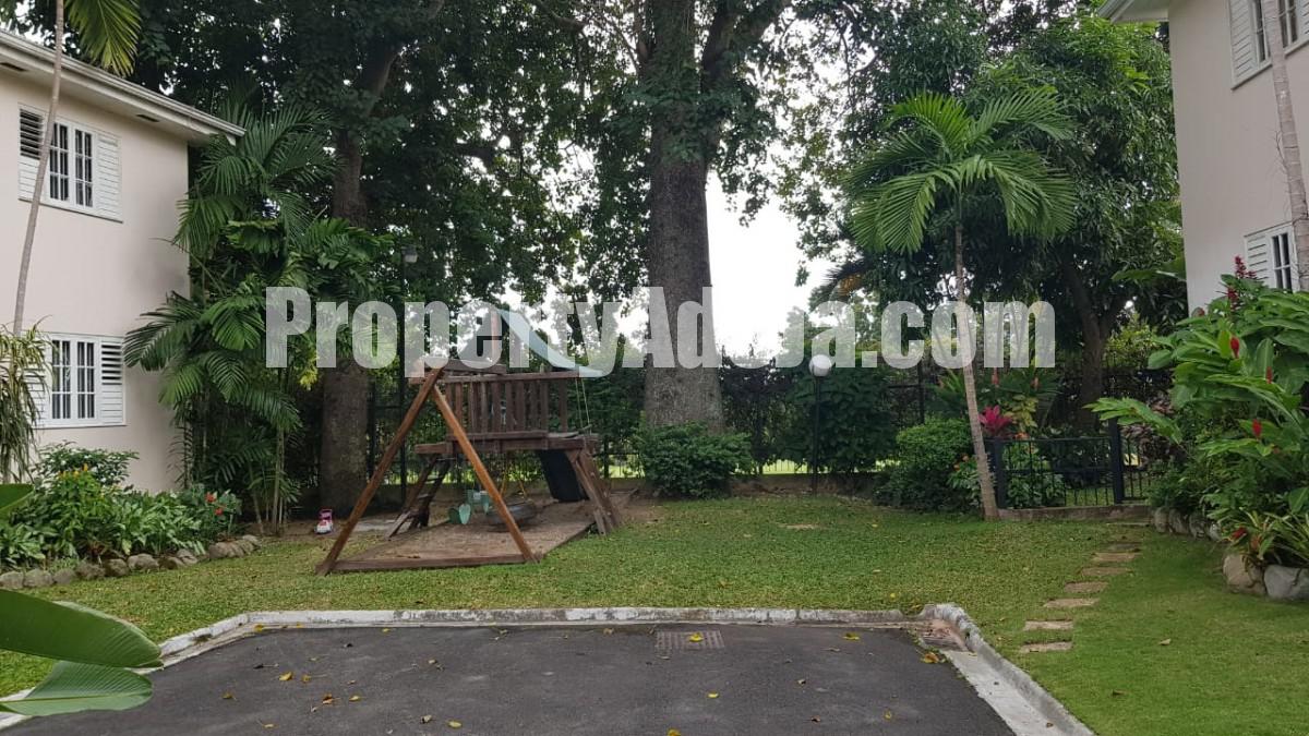 Townhouse For Rent in Norbrook, Kingston / St. Andrew Jamaica