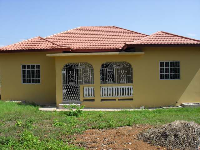 House For Sale in Santa Cruz, St. Elizabeth, Jamaica ...