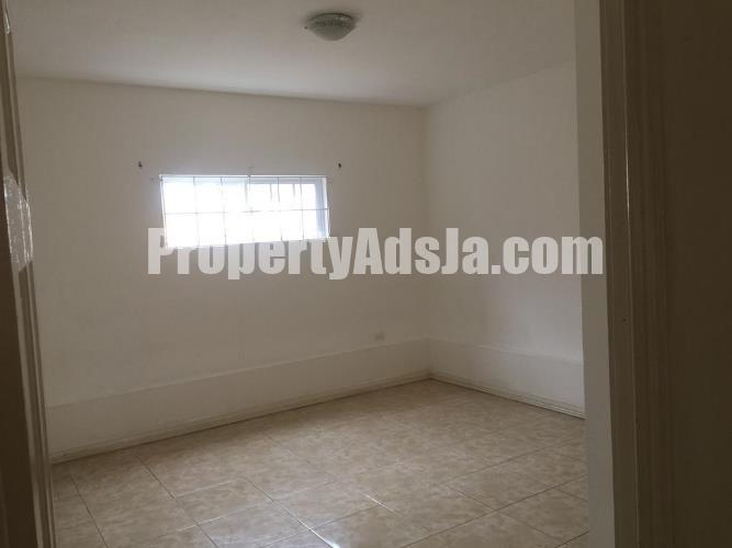 Apartment For Rent in Wardsville Meadows, Manchester Jamaica