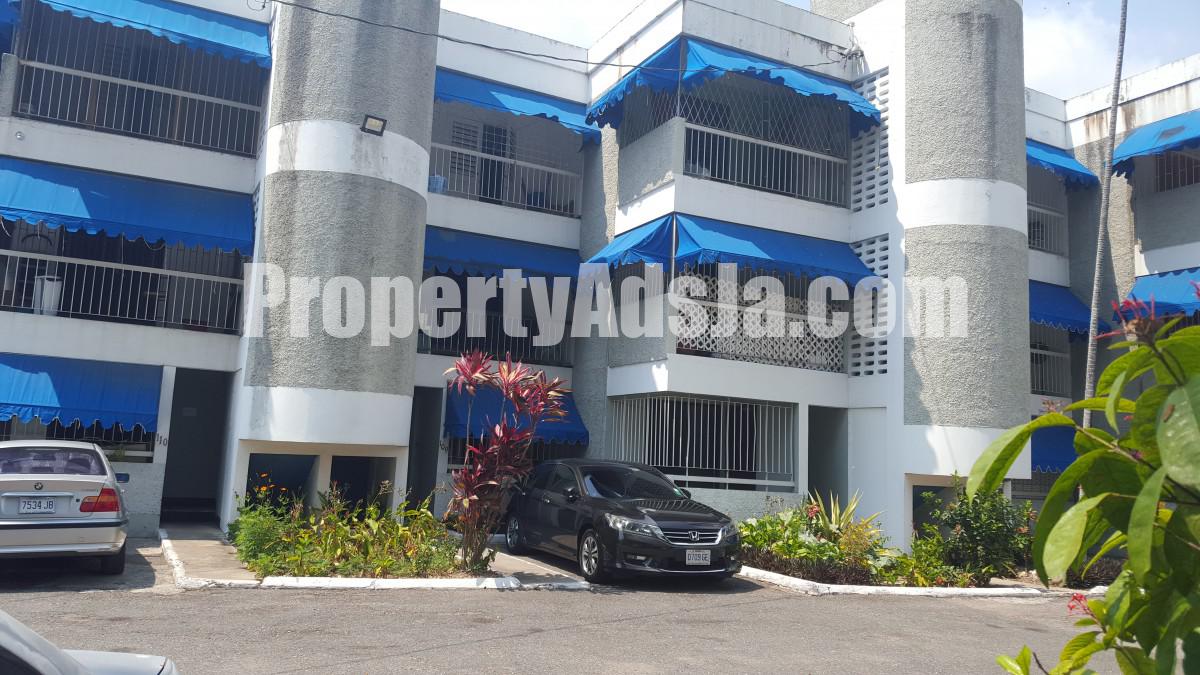 Apartment For Rent in Upper Waterloo, Kingston / St. Andrew Jamaica