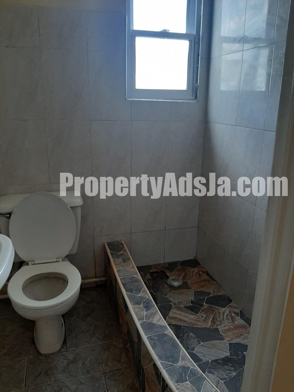 Townhouse For Rent in manley meadows, Kingston / St. Andrew Jamaica