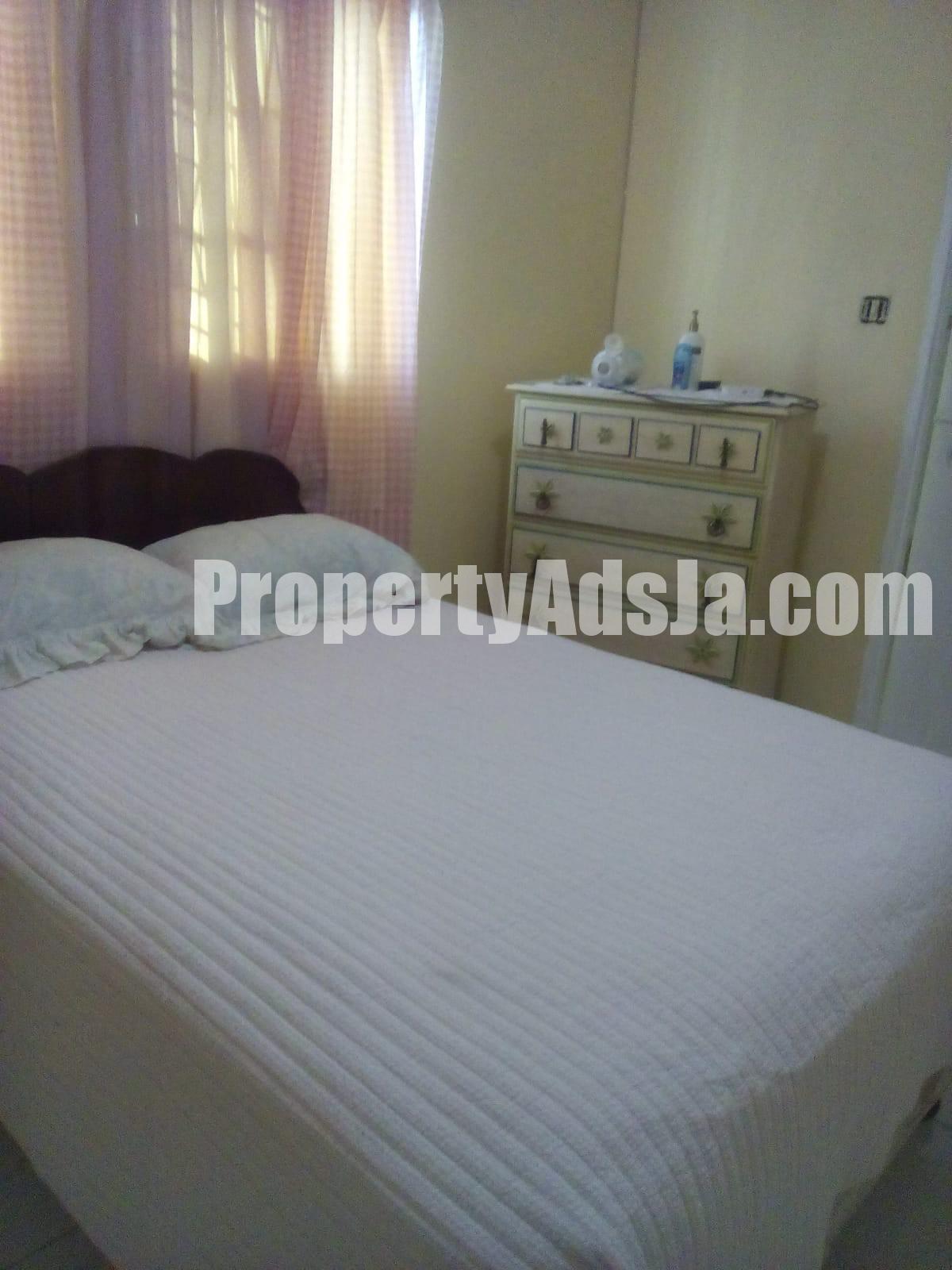 House For Rent in Mona, Kingston / St. Andrew Jamaica