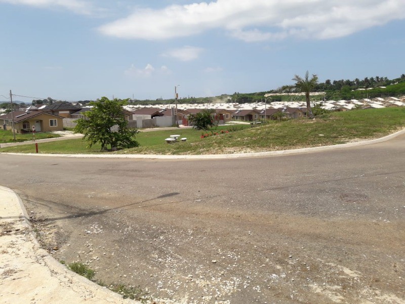 House For Rent in WEST VILLAGE, St. James Jamaica