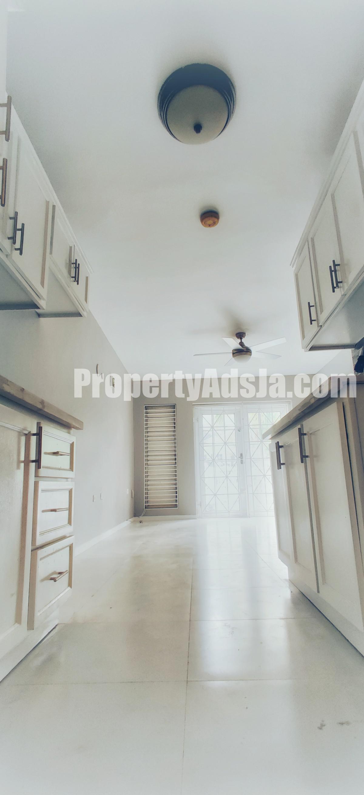Apartment For Rent in Arcadia, Kingston / St. Andrew Jamaica
