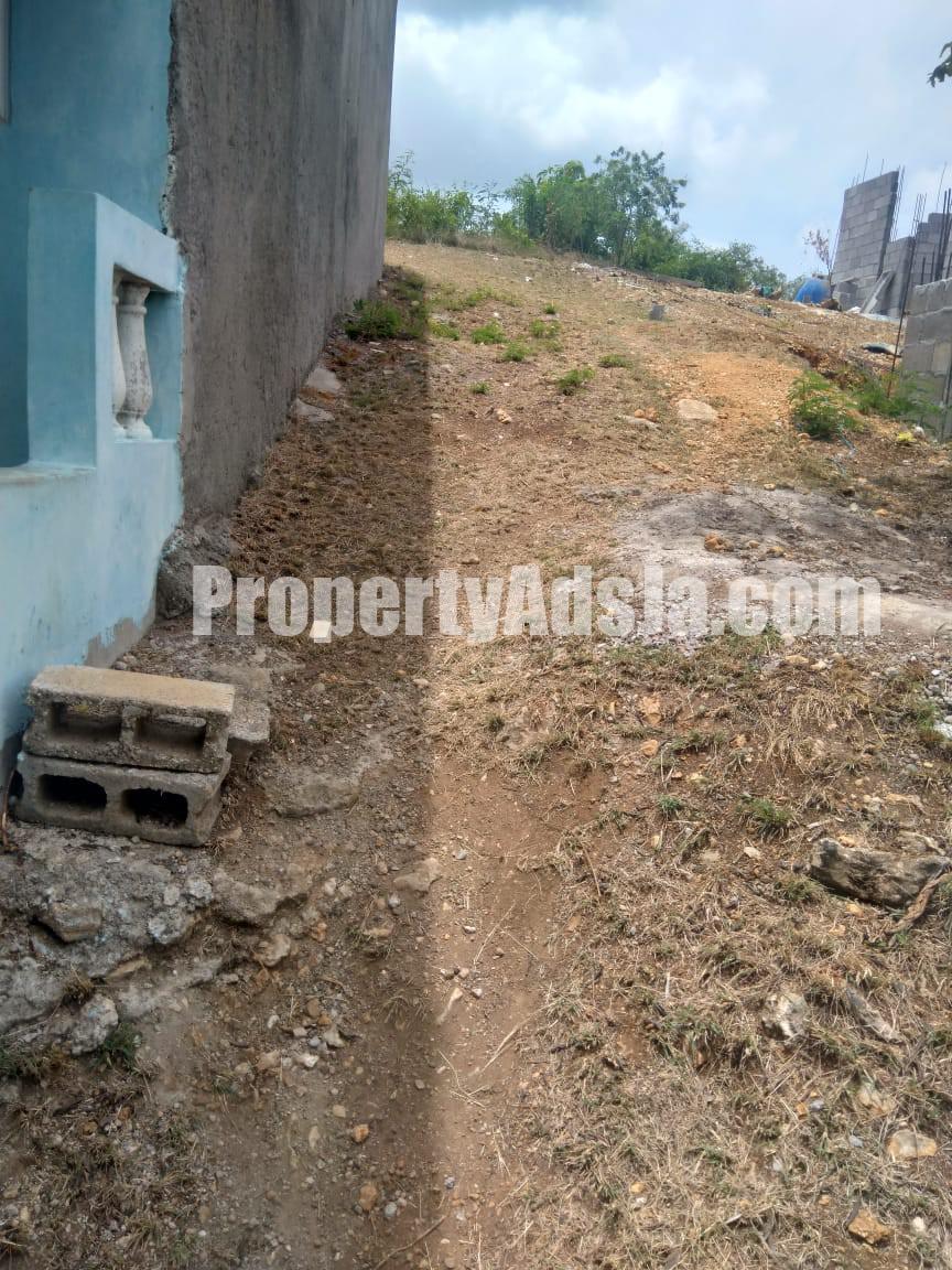 House For Sale in Old Harbour Glades, St. Catherine Jamaica