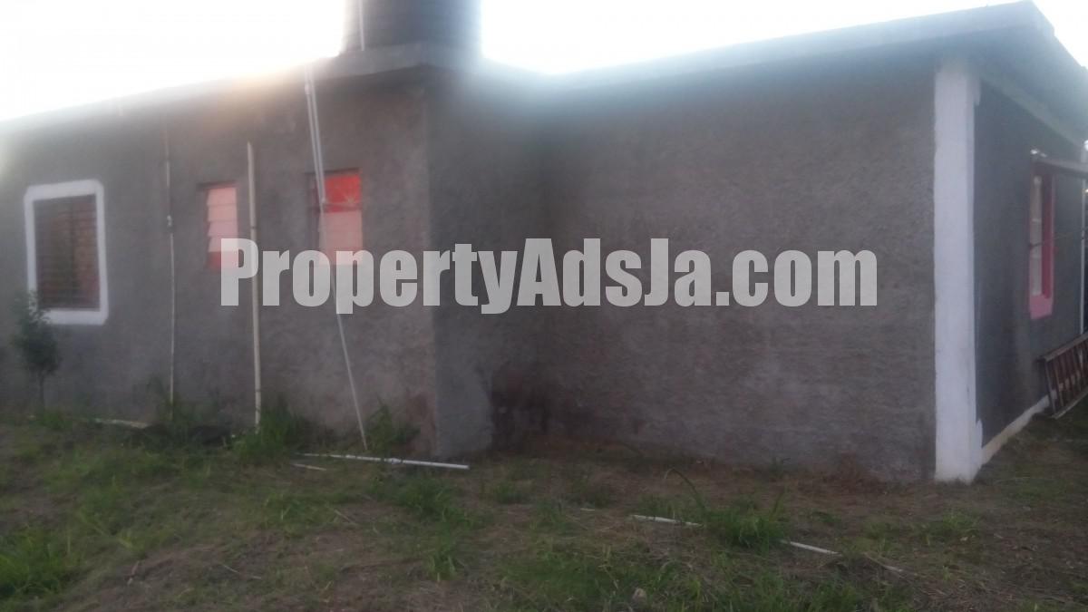 House For Sale in St Johns Heights, St. Catherine Jamaica