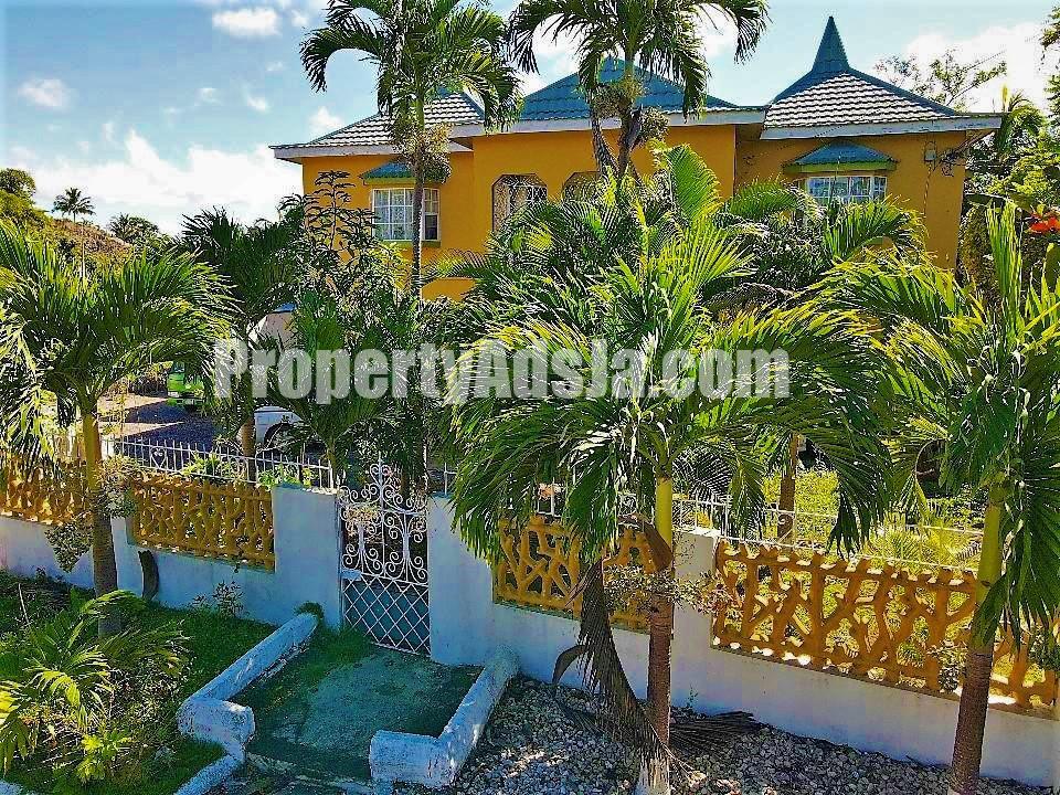 House For Sale in Marshalls Pen, Manchester Jamaica