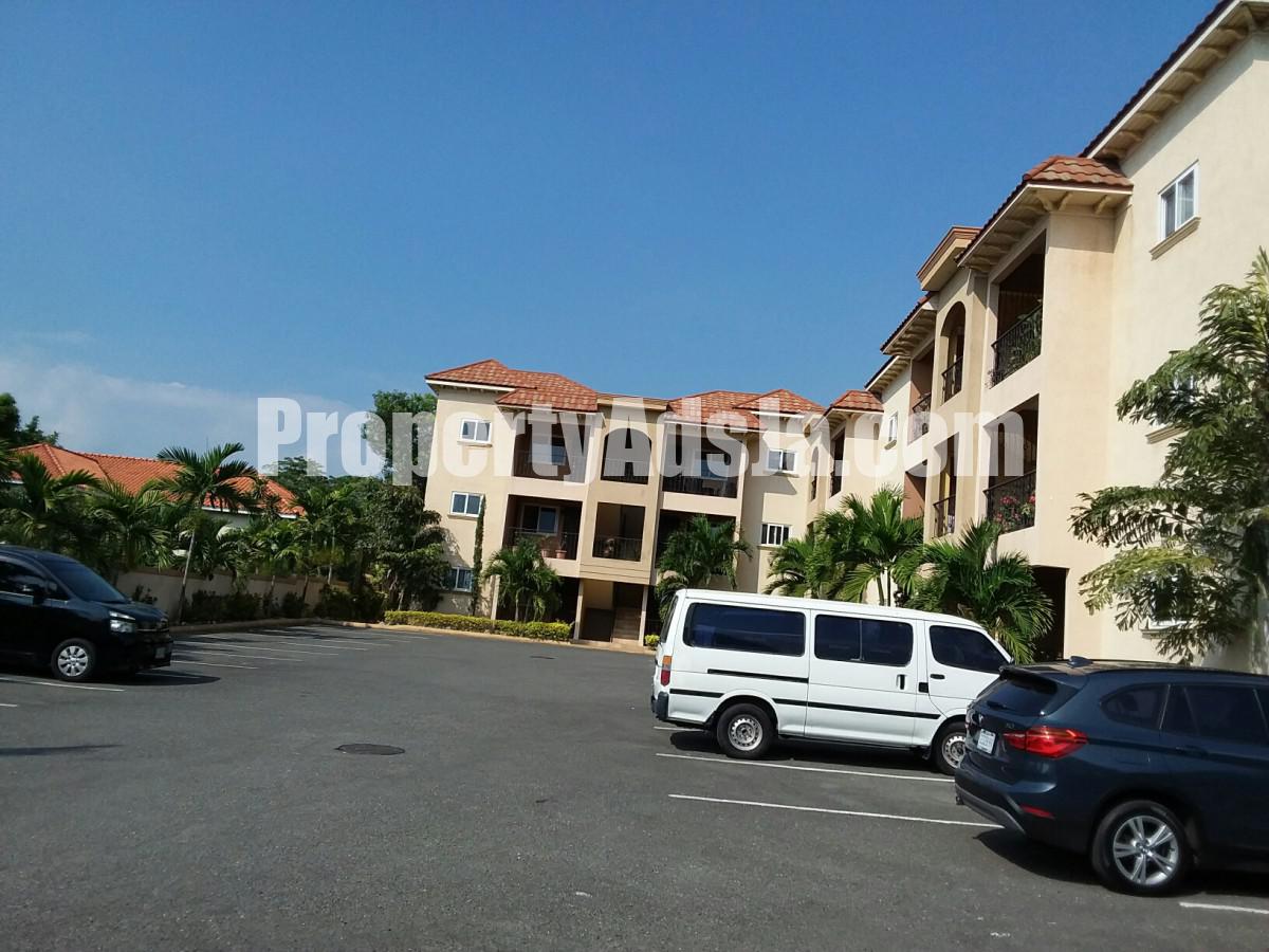Apartment For Rent in Crescent, Kingston / St. Andrew Jamaica