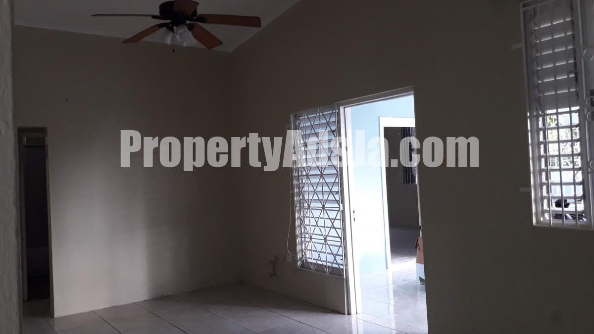 House For Rent in Meadowbrook, Kingston / St. Andrew Jamaica
