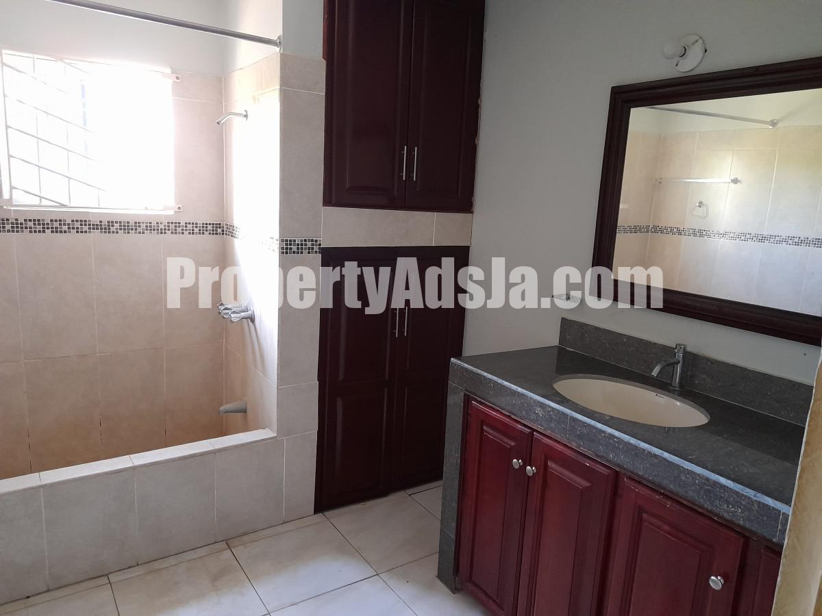 Apartment For Rent in Green Acres Spanish Town, St. Catherine Jamaica