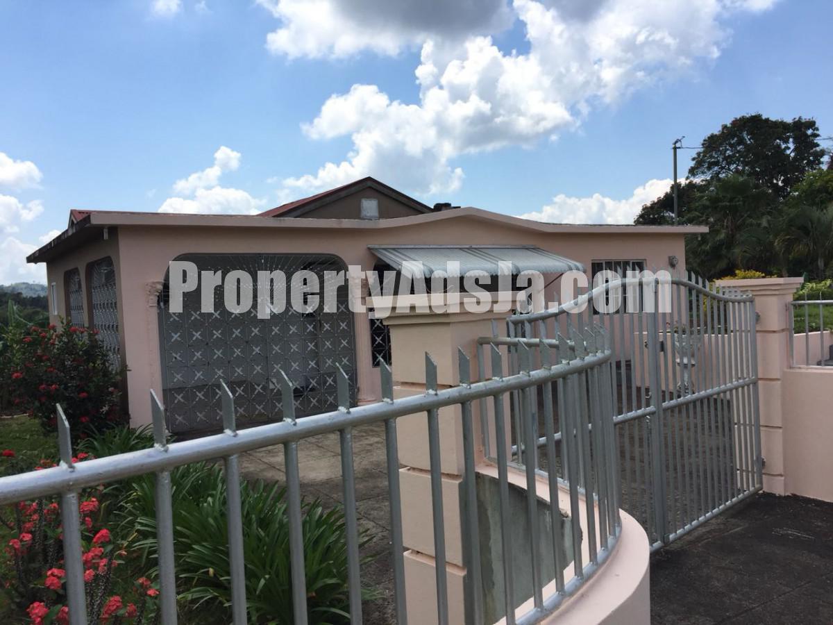 House For Sale in Guys Hill, St. Catherine Jamaica