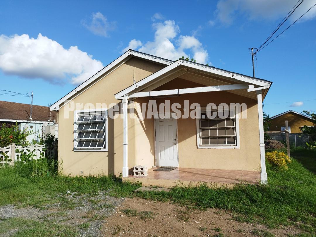House For Sale in Spanish Town, St. Catherine Jamaica