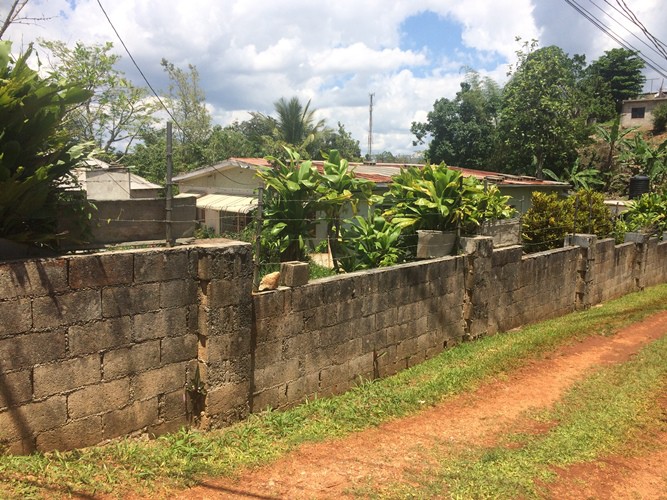 House For Sale in Manchester, Manchester Jamaica