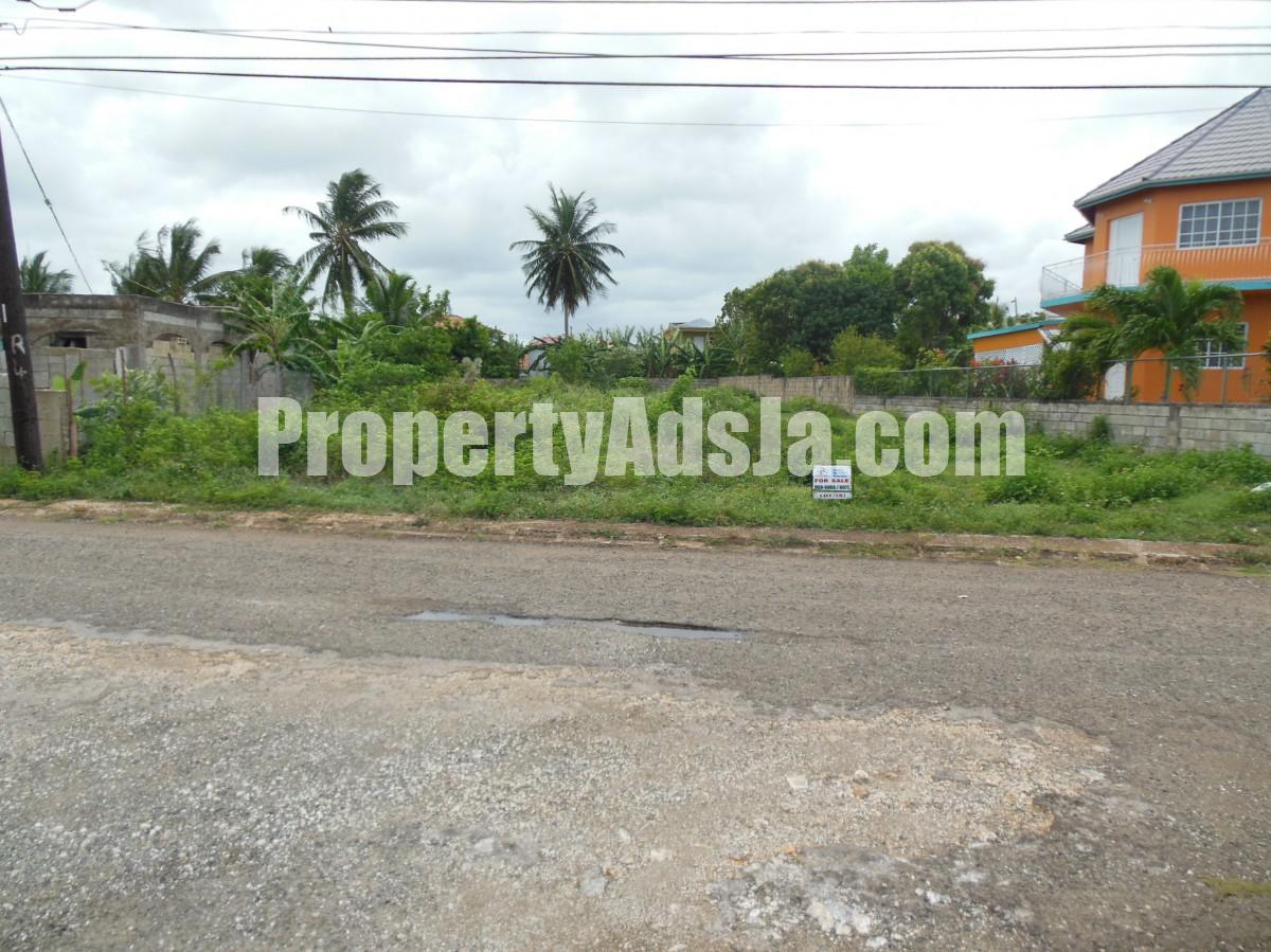 Residential lot For Sale in Green Acres, St. Catherine Jamaica