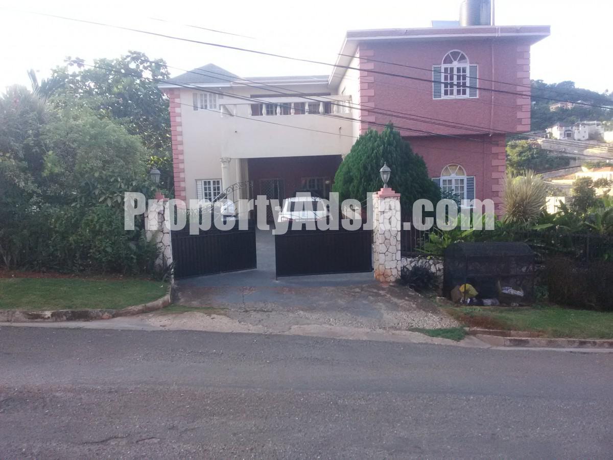 Apartment For Rent in Golden Acres, Kingston / St. Andrew Jamaica