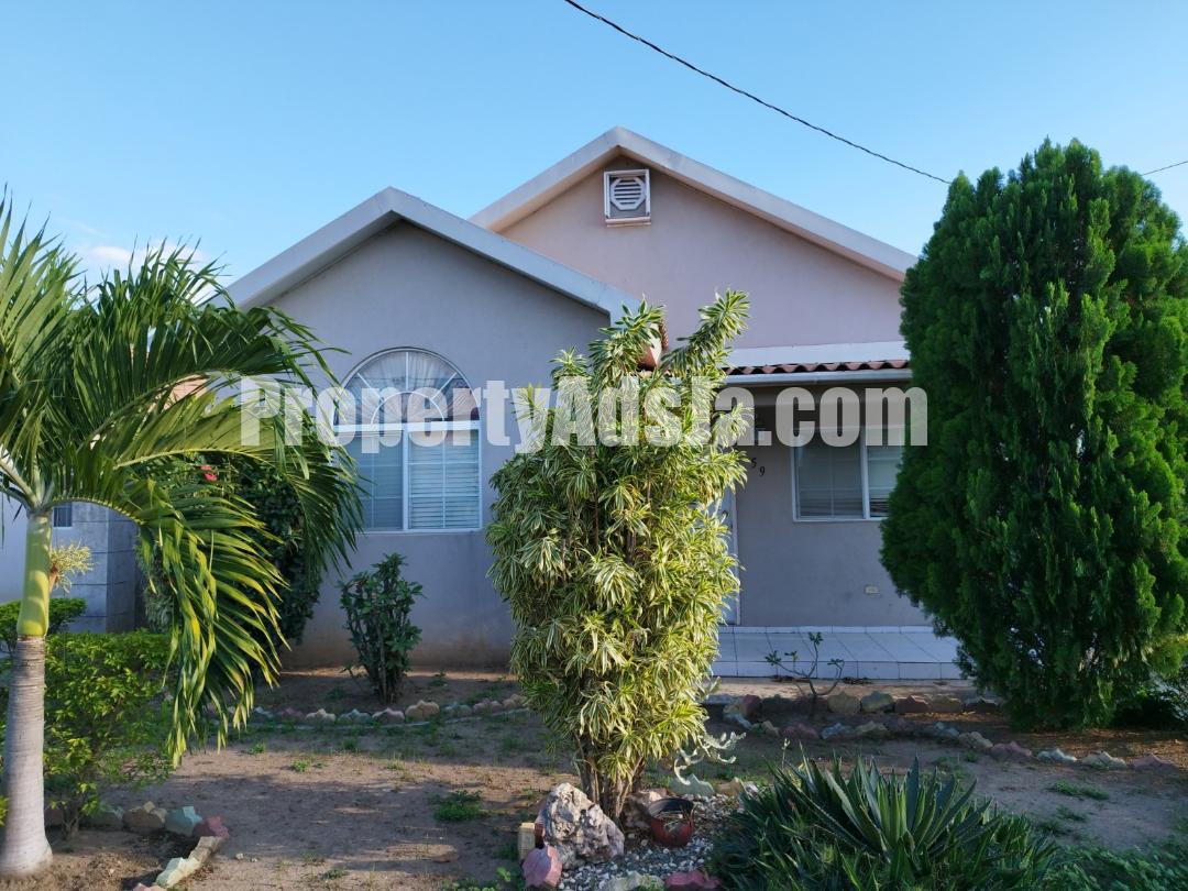 House For Sale in Caribbean Estate, St. Catherine Jamaica