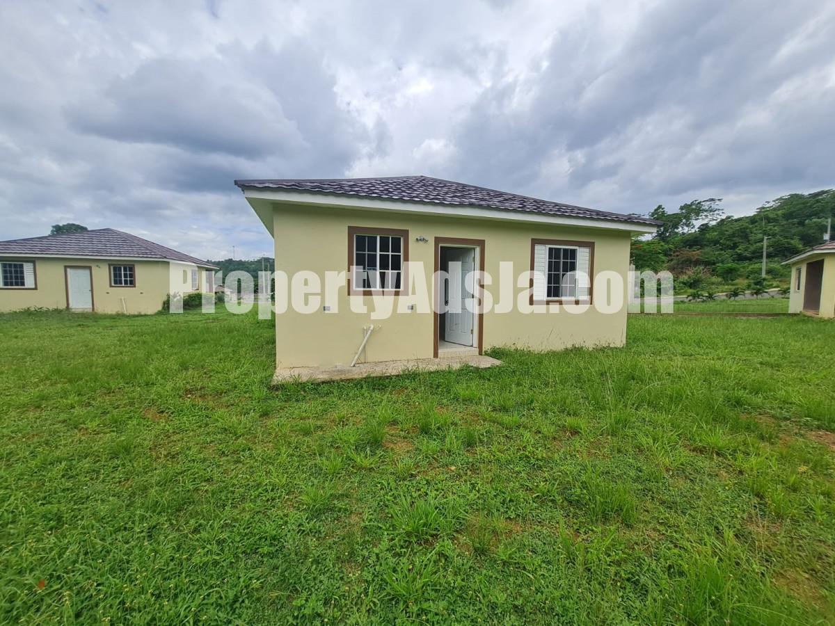 House For Rent in Ewarton, St. Catherine Jamaica