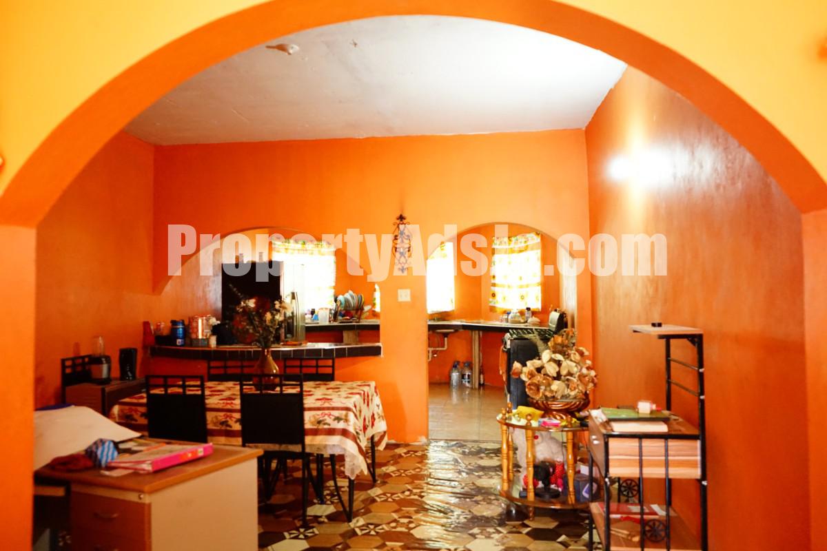 House For Sale in Santa Cruz, St. Elizabeth Jamaica