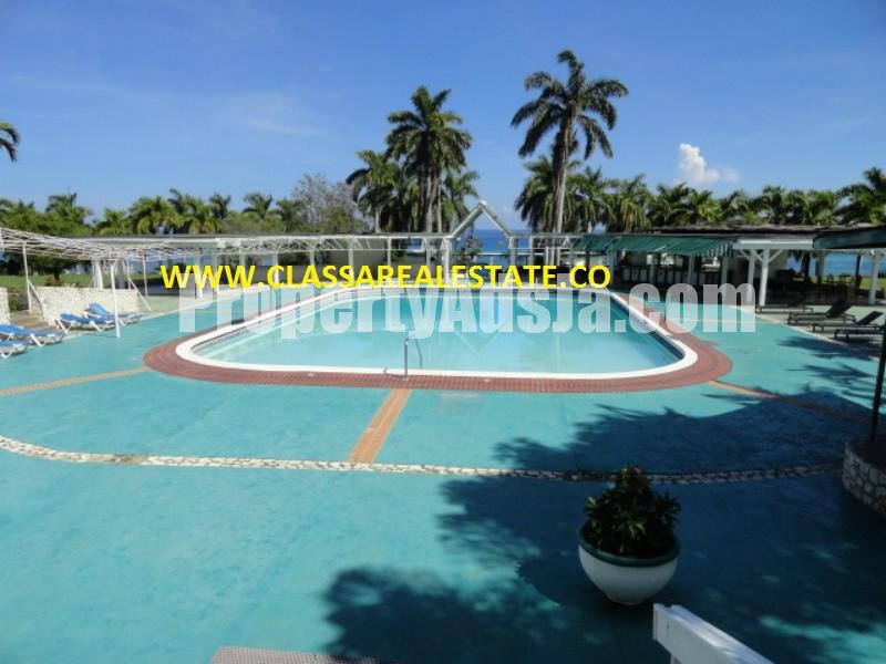 Apartment For Rent in SEA CASTLE, St. James Jamaica