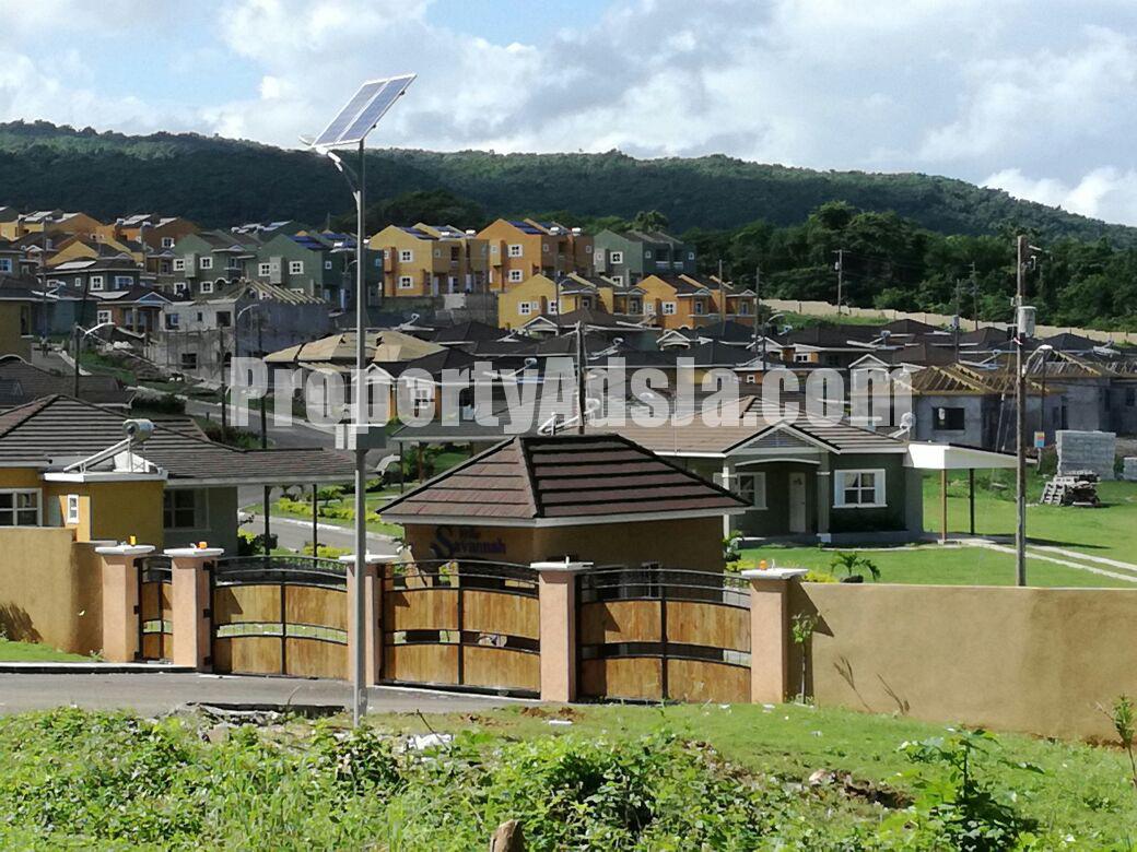 Townhouse For Rent in Runaway Bay, St. Ann Jamaica