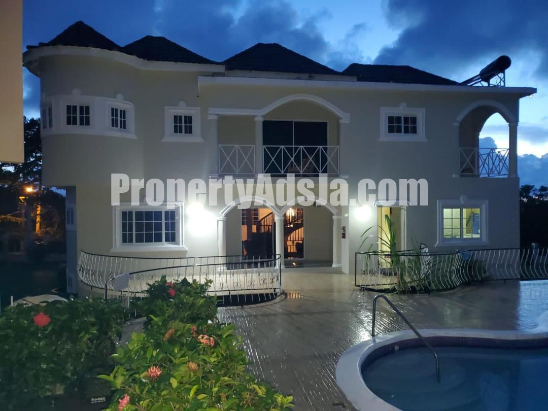 House For Sale in Bluefields, Westmoreland Jamaica