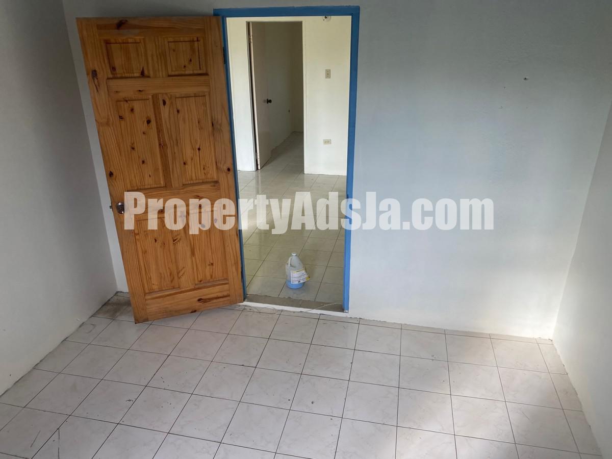 Flat For Rent in Innswood Village, St. Catherine Jamaica