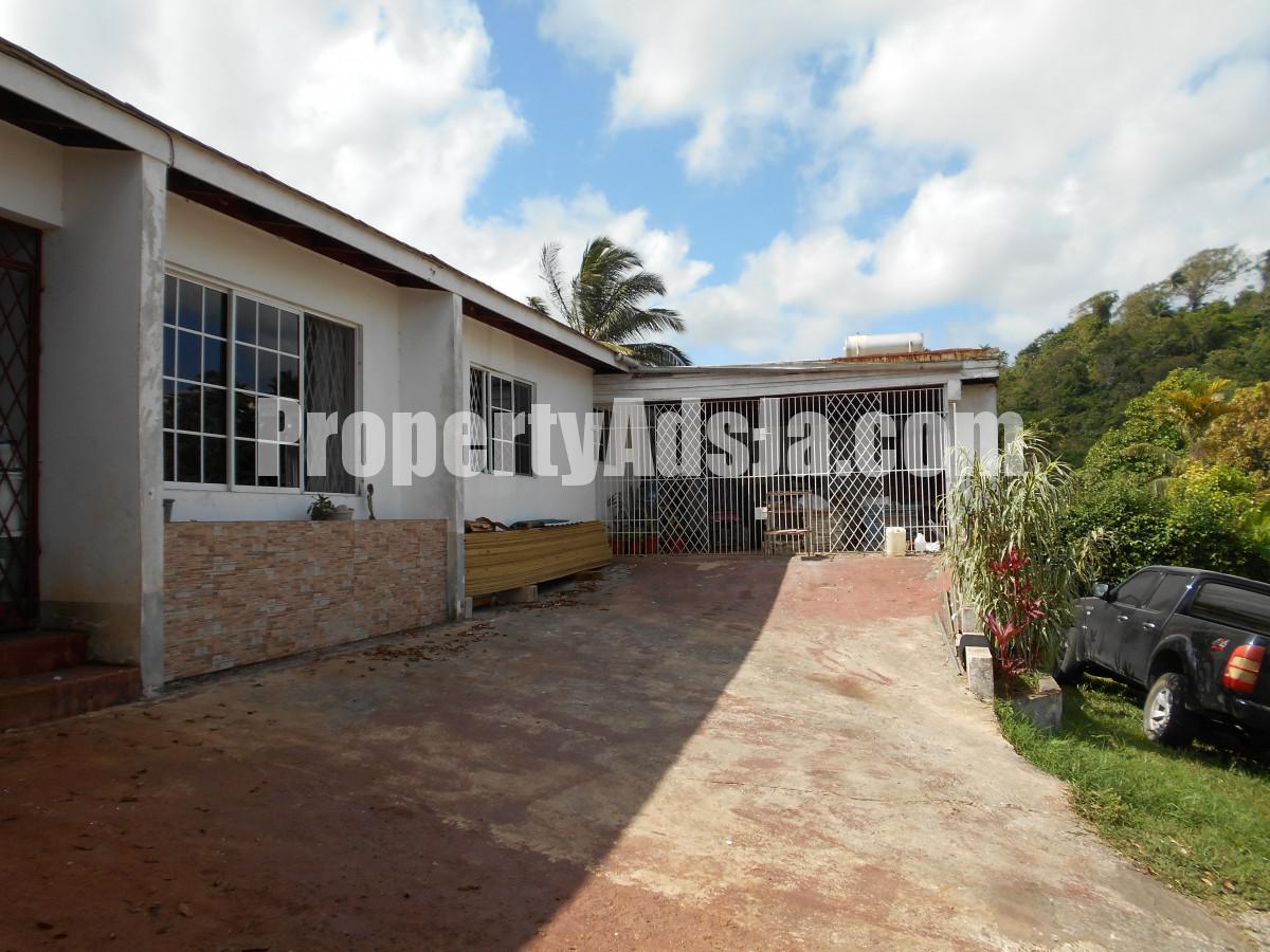 House For Sale in Cedar Grove Mandeville, Manchester Jamaica