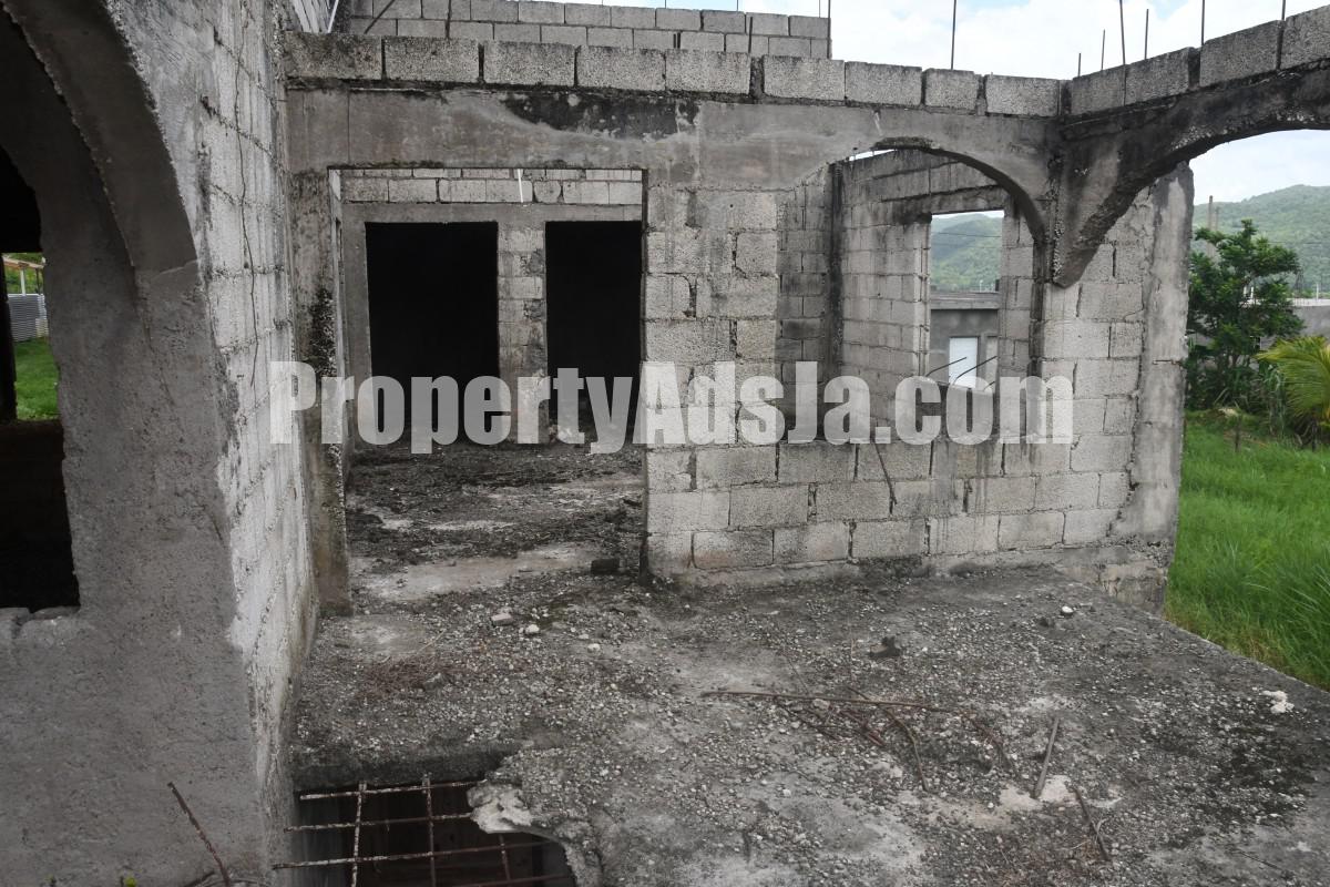 House For Sale in Balaclava, St. Elizabeth Jamaica