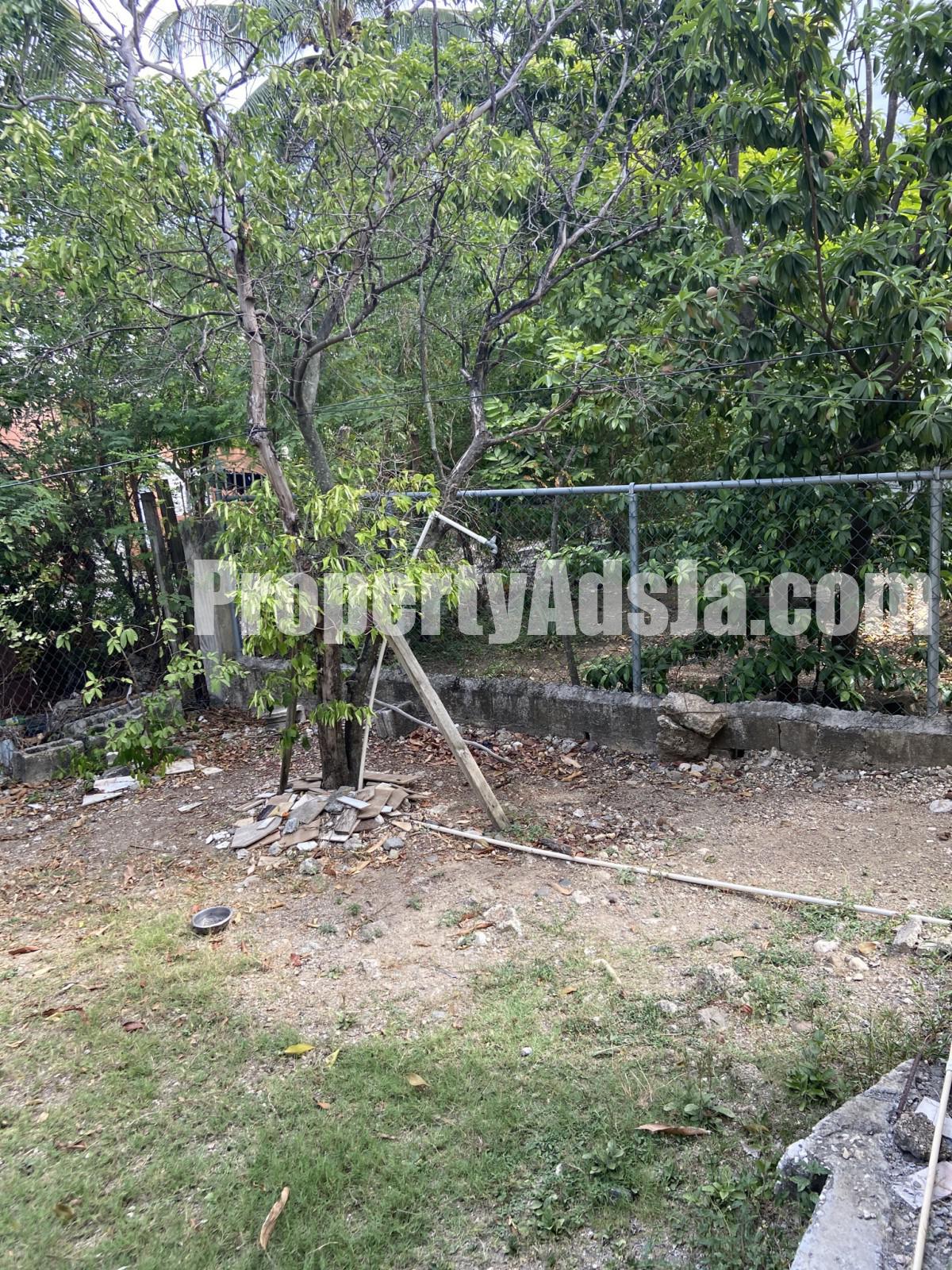 House For Sale in Fairview Park Spanish Town, St. Catherine Jamaica