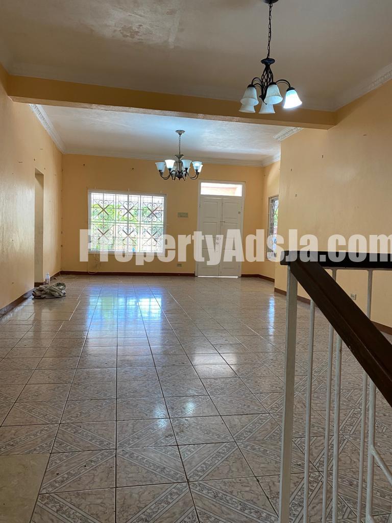 House For Rent in Havendale, Kingston / St. Andrew Jamaica