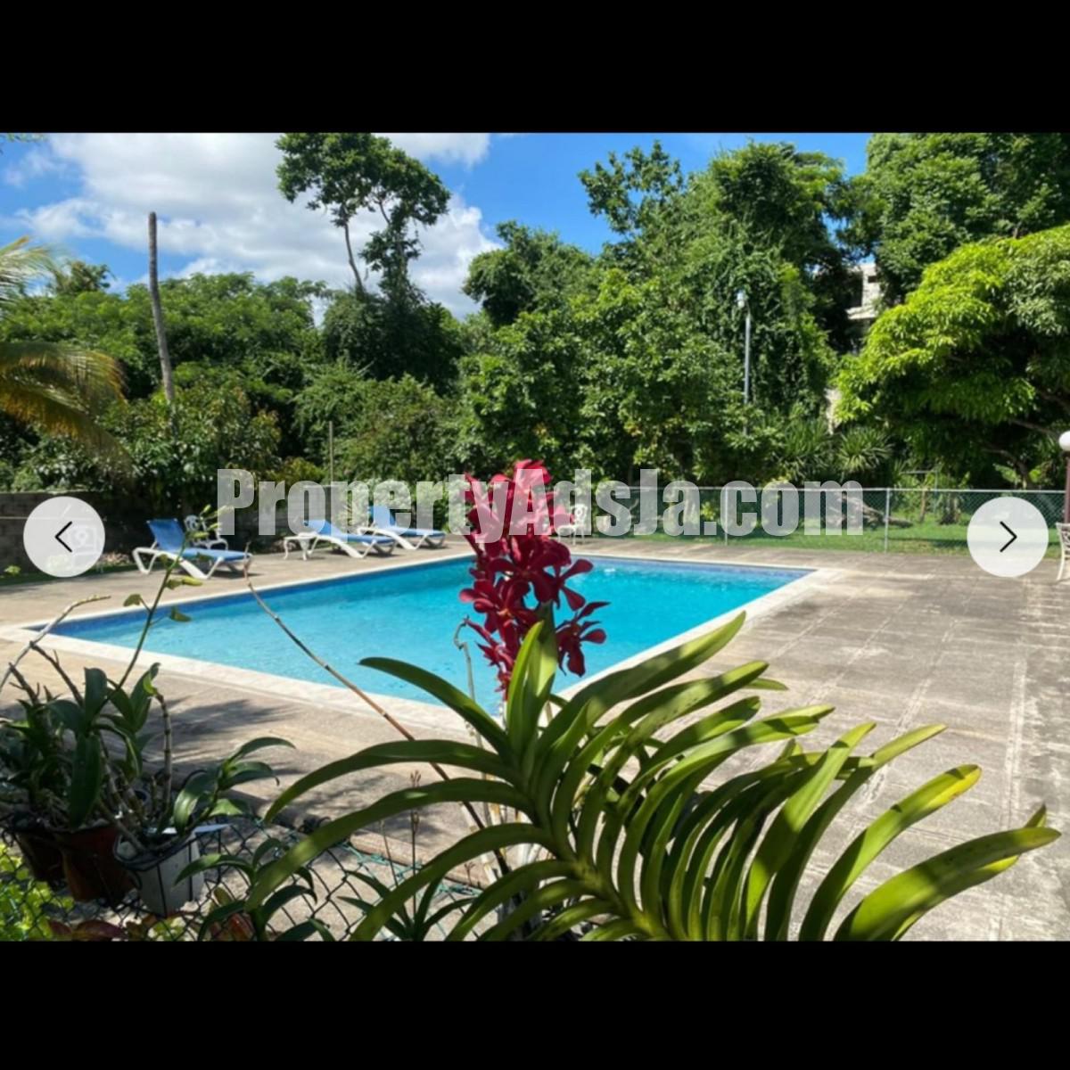 Townhouse For Rent in Norbrook, Kingston / St. Andrew Jamaica