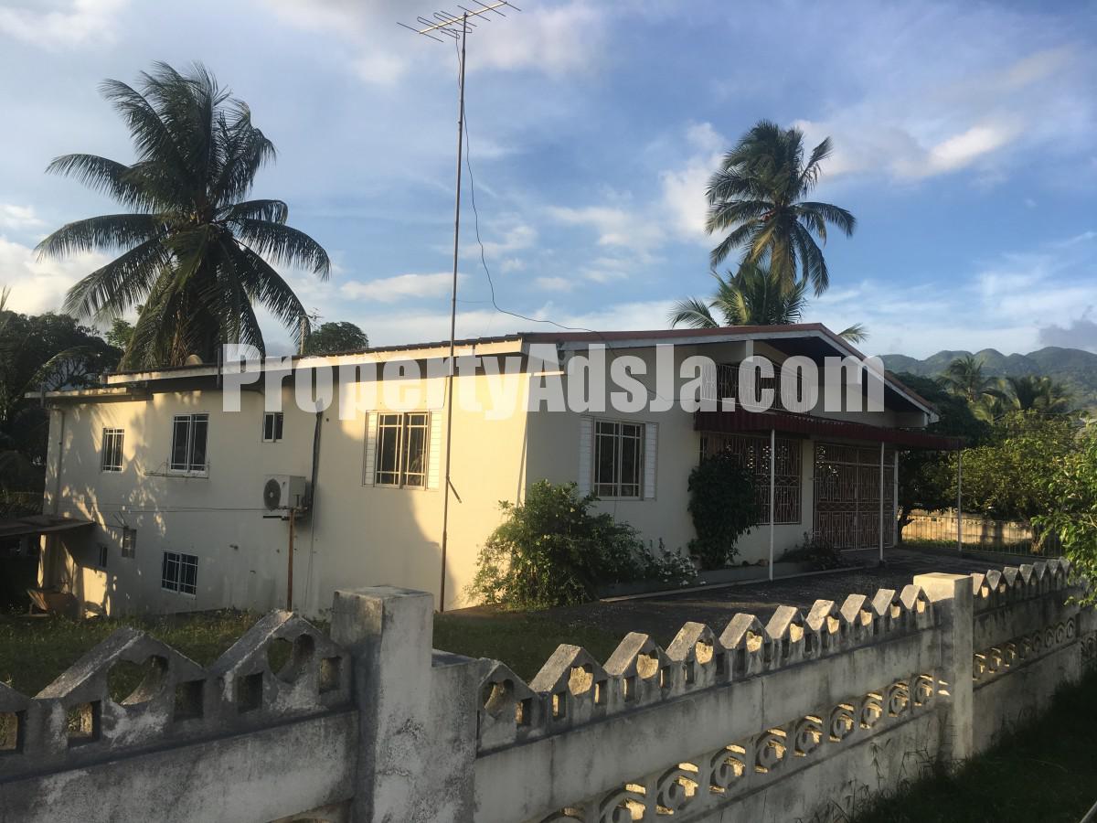 House For Sale in Ewarton Alcan Development, St. Catherine Jamaica