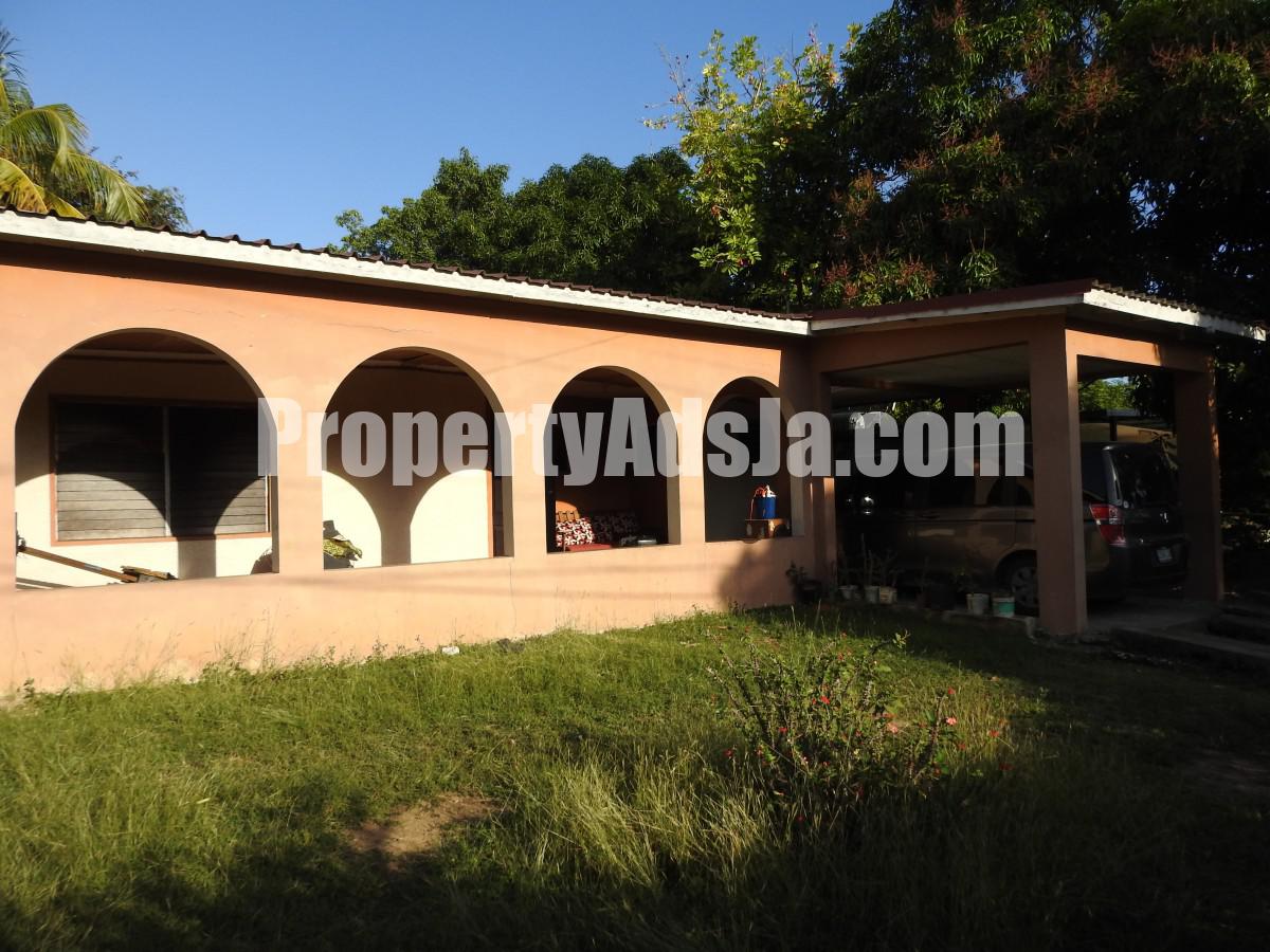 House For Sale in Ensom City, St. Catherine Jamaica
