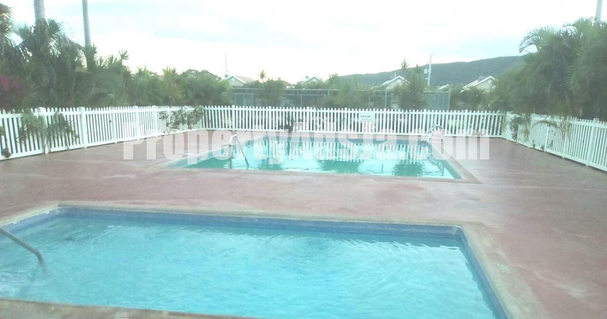 House For Rent in Caymanas Country Club Estates, Kingston / St. Andrew