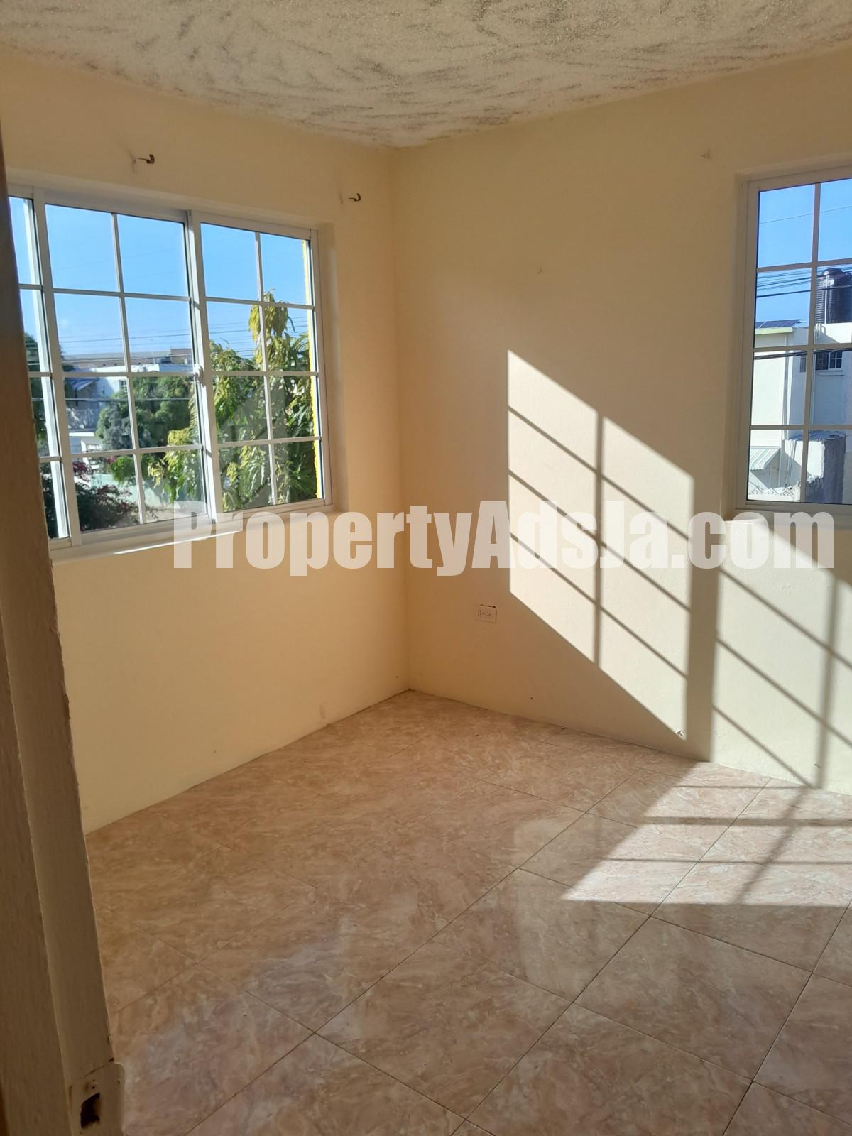 Townhouse For Rent in Marine Park, St. Catherine Jamaica