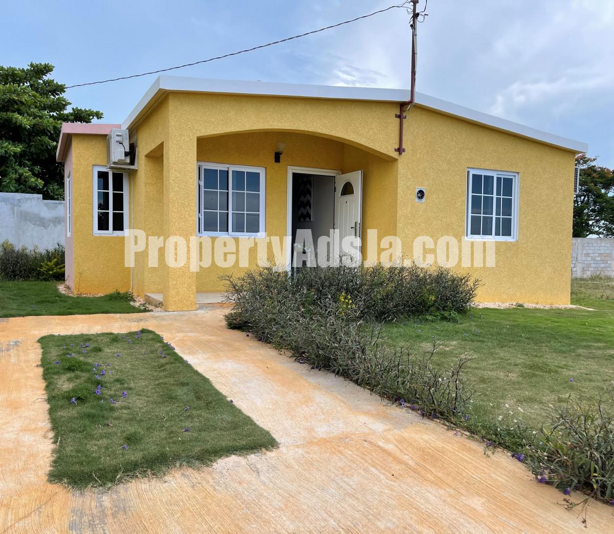 House For Sale in Discovery Bay Phase 1 Out of the Blue Herman Hill, St