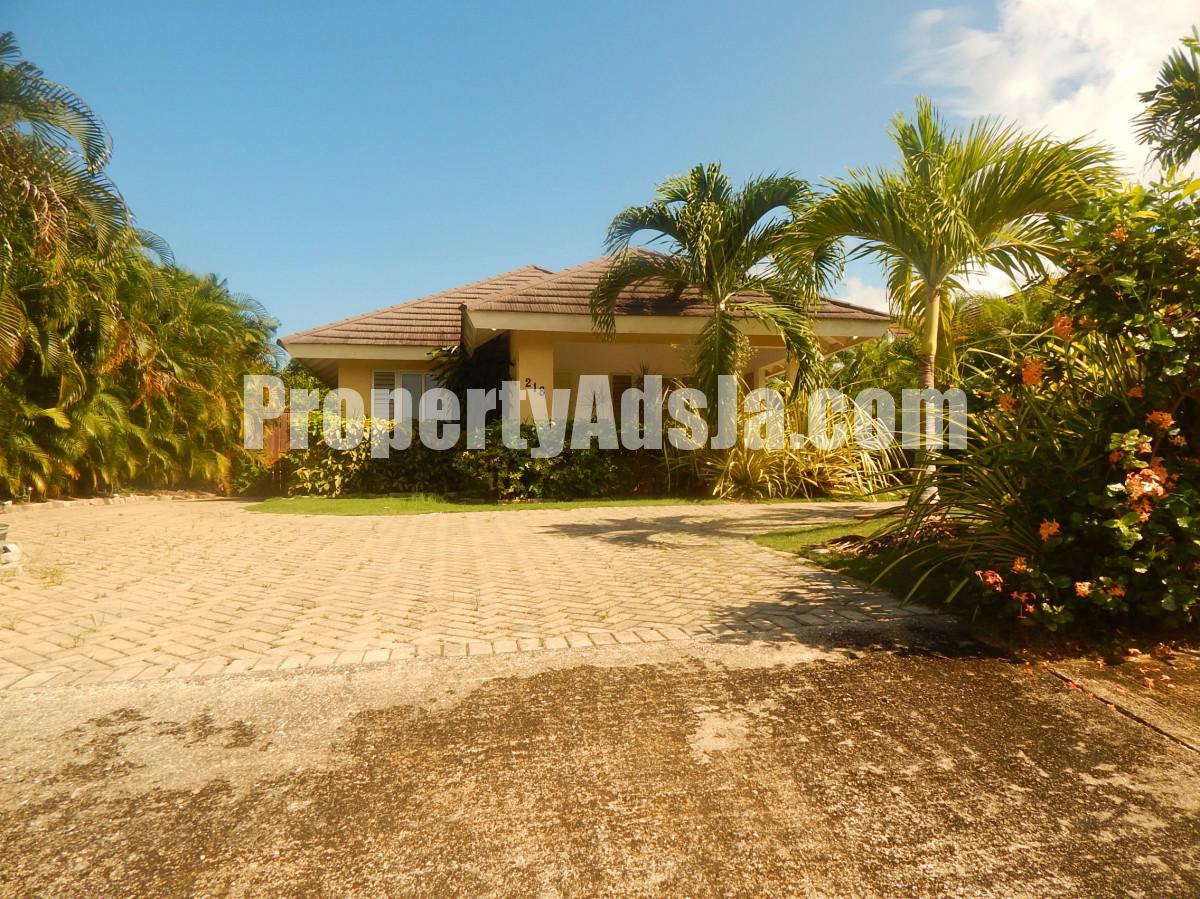 House For Sale in Richmond Development, St. Ann Jamaica