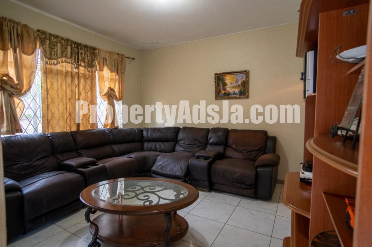 House For Sale in Smokey Vale, Kingston / St. Andrew Jamaica