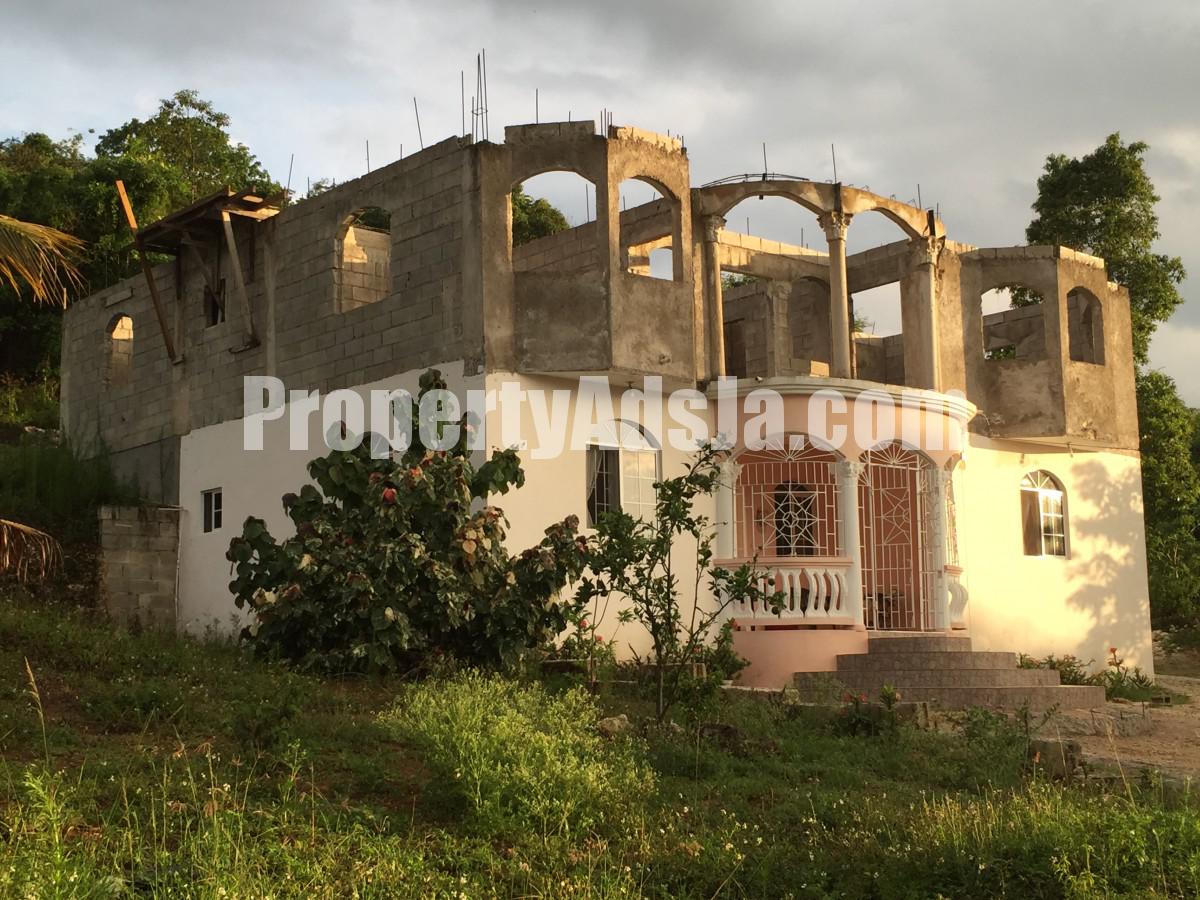 House For Sale in Santa Cruz,