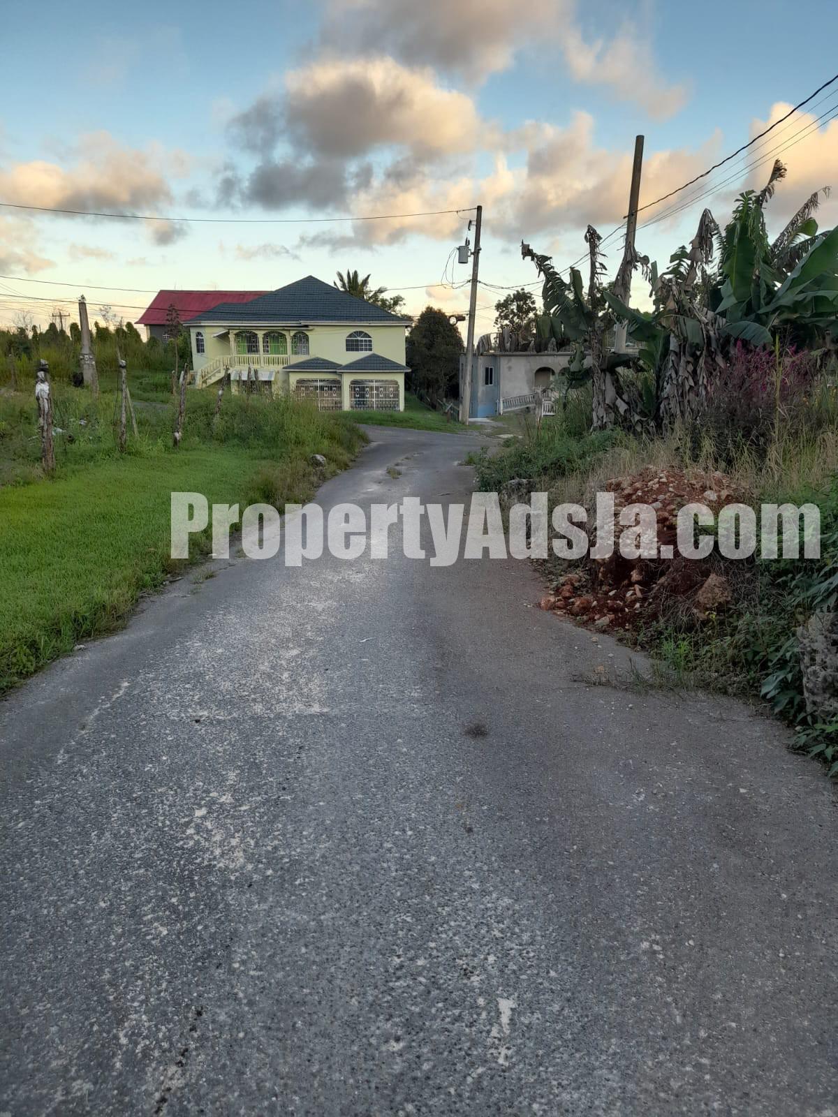 Residential lot For Sale in Glenco Meadows Spaldings, Manchester