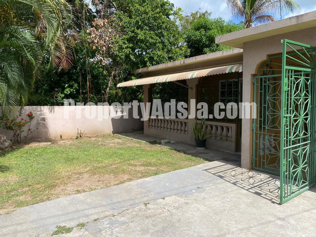House For Rent in Eltham Acres, St. Catherine Jamaica