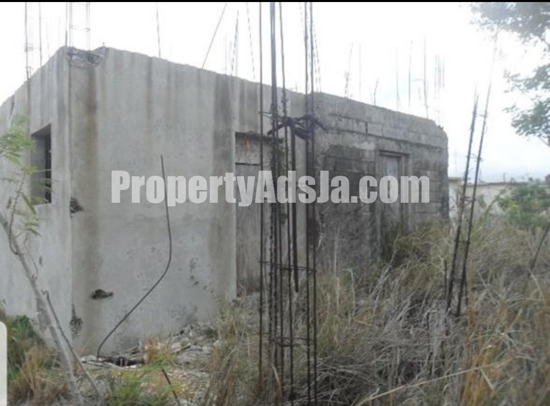 House For Sale in Longville Park, Clarendon Jamaica