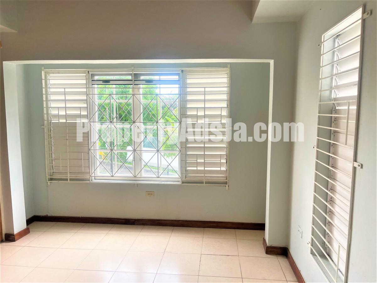 Townhouse For Rent in NORBROOK, Kingston / St. Andrew Jamaica