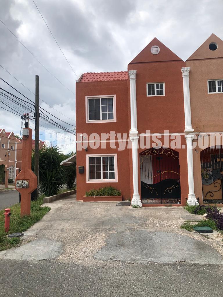 House For Sale in Stadium Gardens, Kingston / St. Andrew Jamaica
