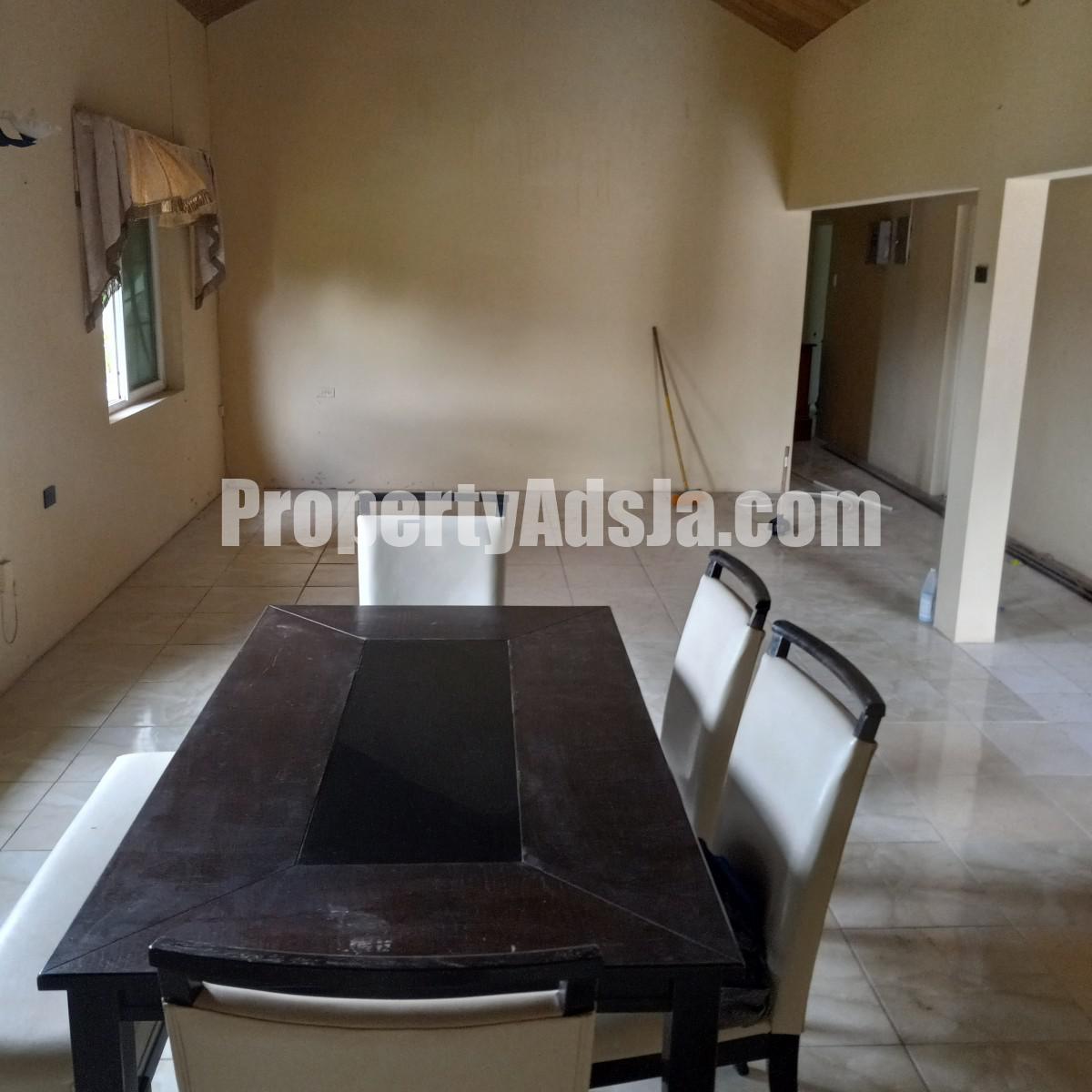 House For Sale in St Johns Heights, St. Catherine Jamaica