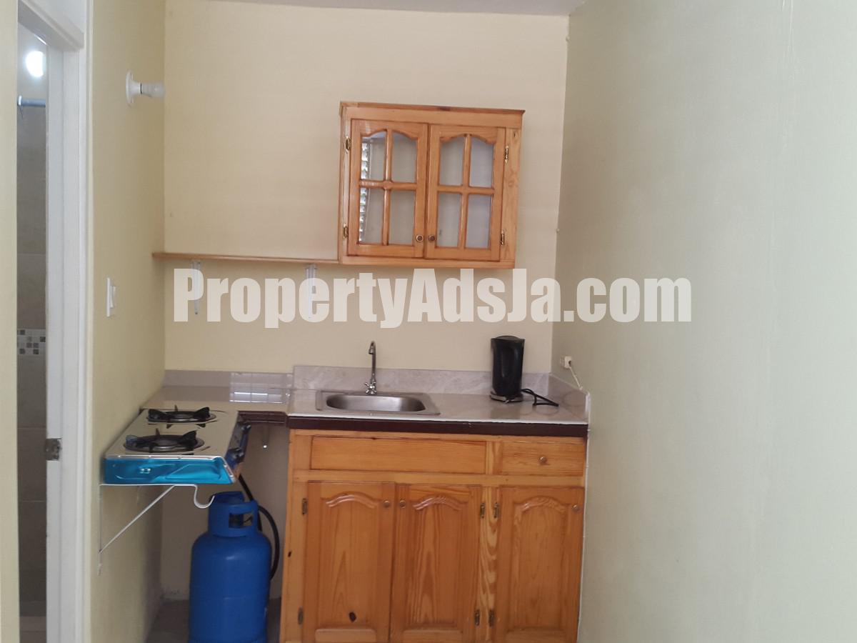 Apartment For Rent in Mona Kgn 6, Kingston / St. Andrew Jamaica