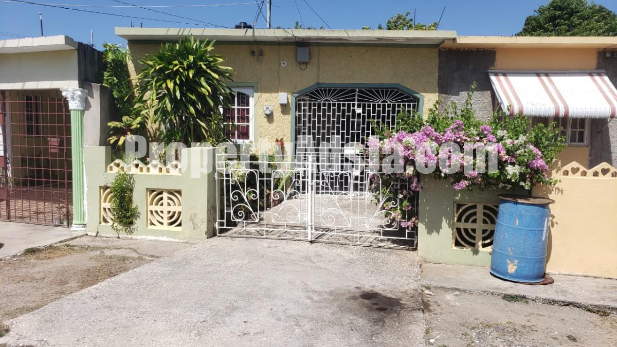 House For Sale in Cumberland Portmore, St. Catherine Jamaica