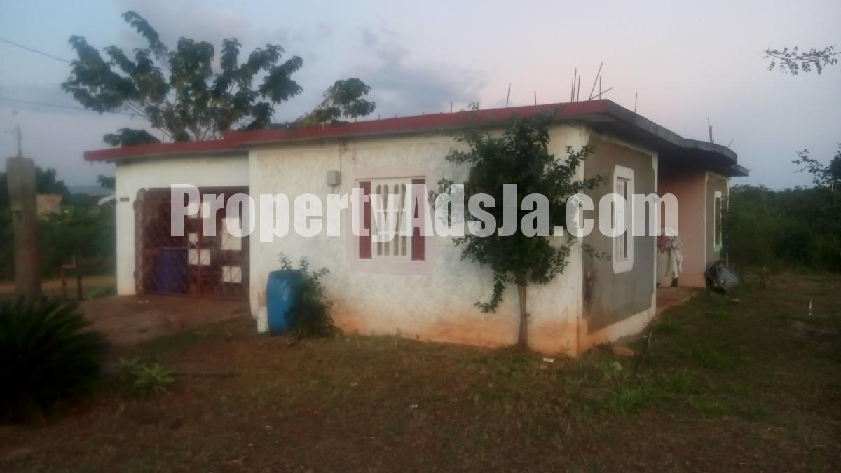 House For Sale in St Johns Heights, St. Catherine Jamaica