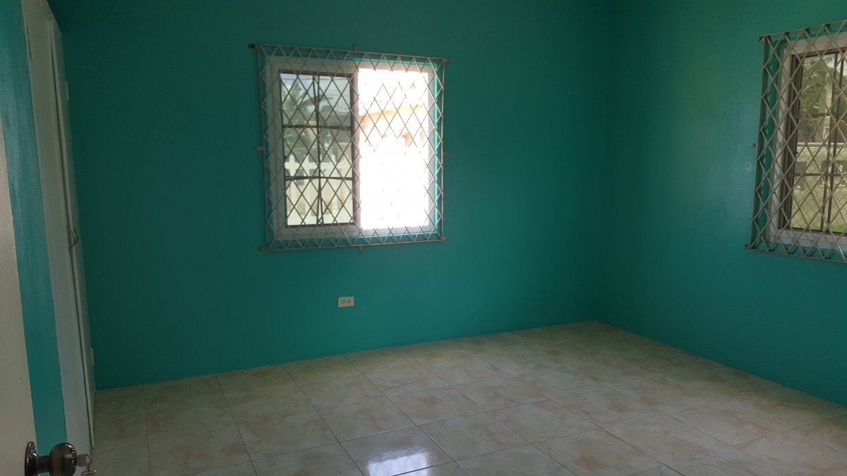 House For Rent in St Jago South Spanish Town, St. Catherine Jamaica