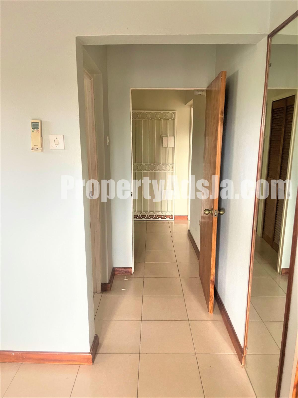 Townhouse For Rent in NORBROOK, Kingston / St. Andrew Jamaica